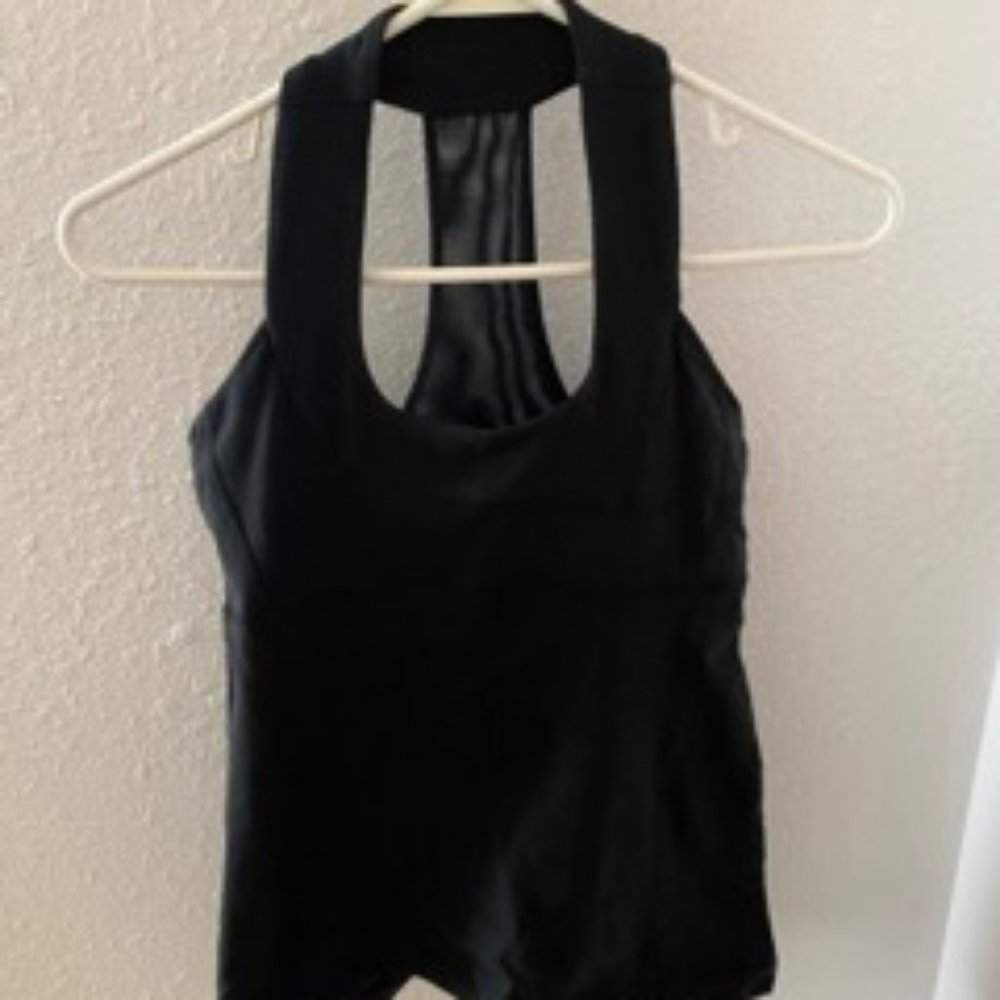 EUC Lululemon Scoopneck tank, size 6